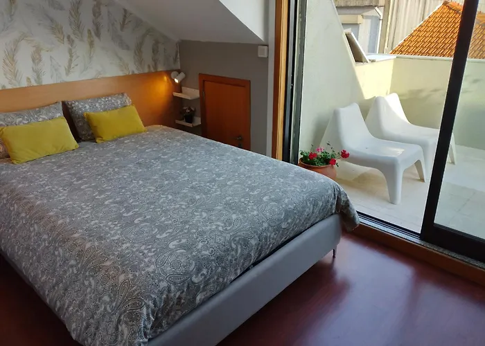 Floor With Sunny Balconies